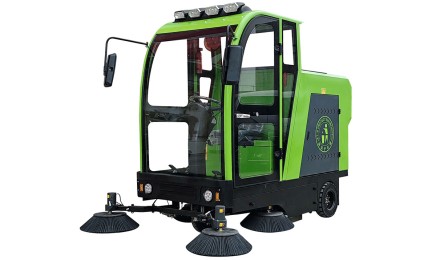 HRD-2150 Ride-On Road Sweeper Customizable Street Cleaning Machine